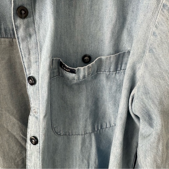 Lee Light Blue Denim Button Down Shirt Size Large - Picture 4 of 13